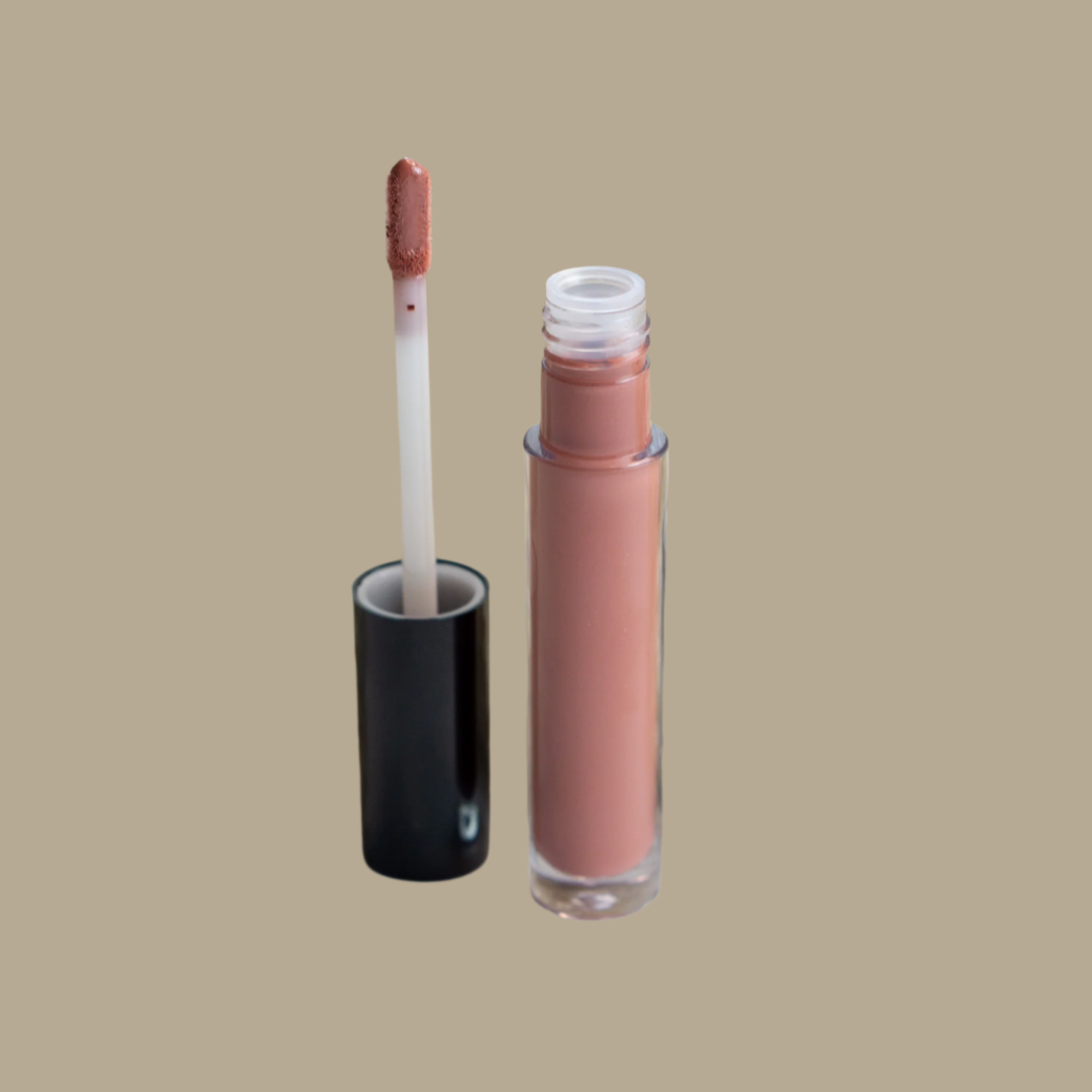 Cruisin Organics Lip Gloss in Chestnut. Use this sheer-tinted lip gloss to achieve the desired lasting shine. its accurate application and ease of use. Select from our vegan and paraben-free shimmer or natural finish options for a cruelty-free and ethical beauty crafted with love.