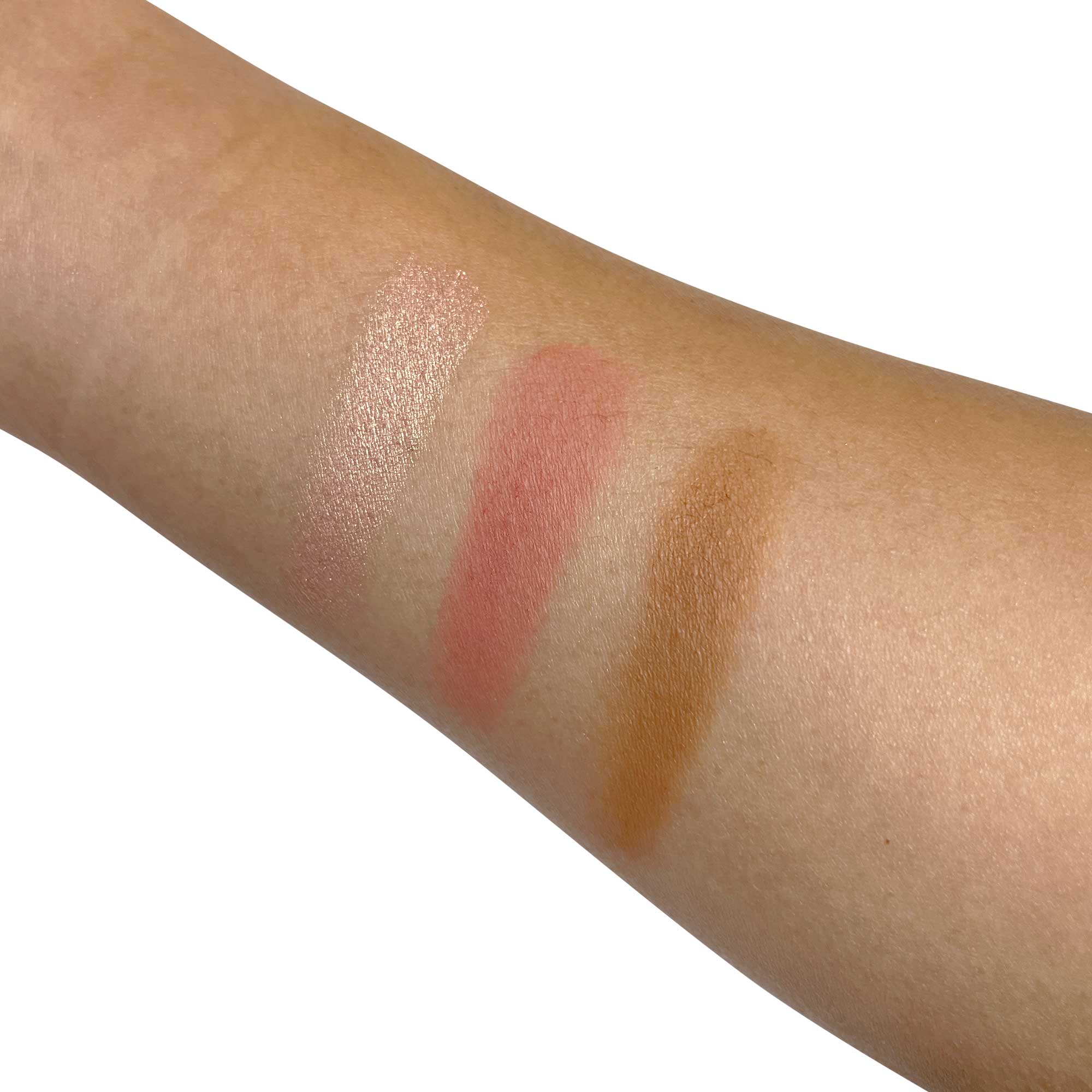 Prepare for improvement in your aesthetic prowess with Cruisin Organics Curious Pro Cheek 3 Palette! This adaptable palette, expressly for the Cruisin Organics Collection. Palette colors that go well with every shade of skin. You can proudly exhibit your preferred looks all day long knowing you have the additional loving skin episodes. Shop online at Cruisin Organics to rapidly modify your personal beauty regiment!