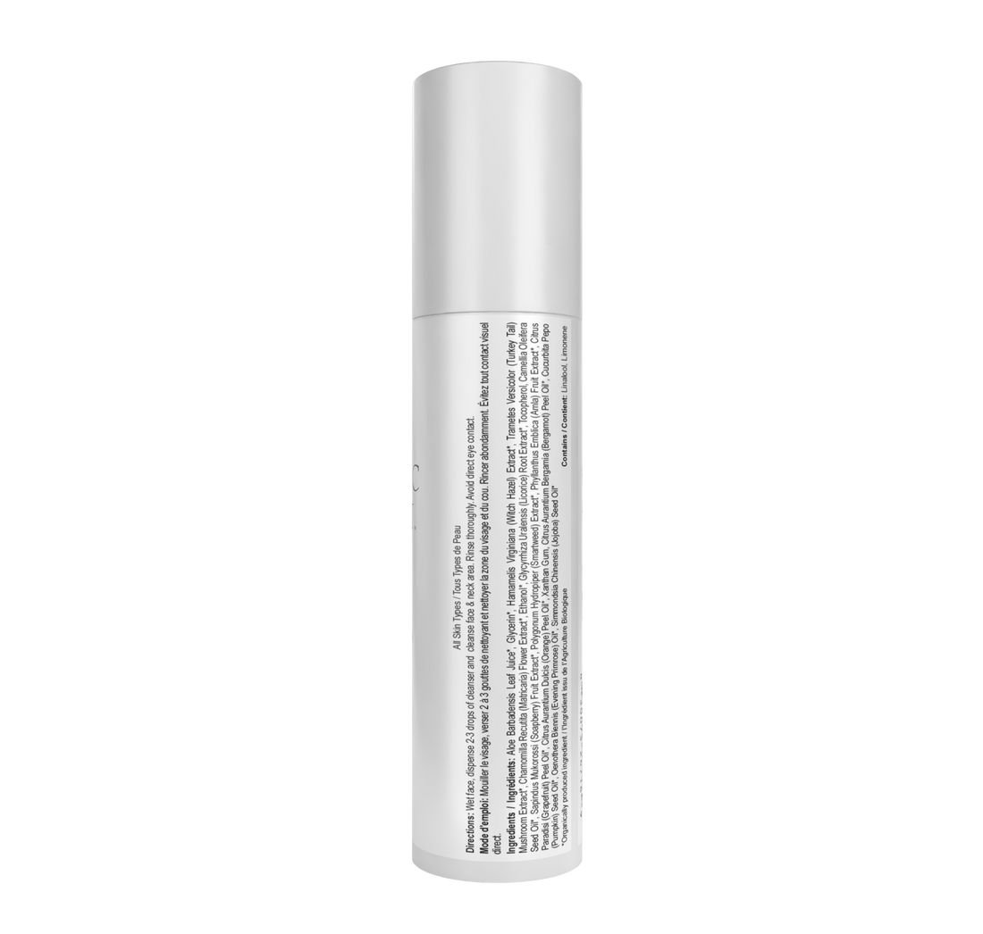With its profound hydration, this opulent, quickly absorbing product leaves skin feeling full, soft, and never oily.  Resveratrol Complex-C, a special combination of organic nutrients, is infused into it, providing vitamin C, flavonoids, antioxidants, and reviving properties.
 Appropriate for rosacea, acne, and all skin types