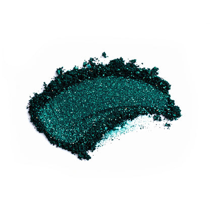 Elevate every look with our Aquamarine Glitter Dust—a finely-milled sparkle that transforms eyes, skin, nails, and beyond. These weightless shimmer particles blend seamlessly into any beauty routine, delivering radiant, eye-catching effects that make you stand out. Whether you&