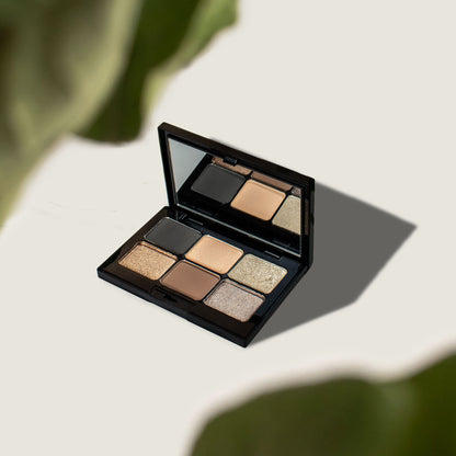 Transform your eye look with our Dark Storm Eye Shadow Palette. These mesmerizing colors add dimension and are crease resistant, for a flawless finish. Achieve any look with ease.