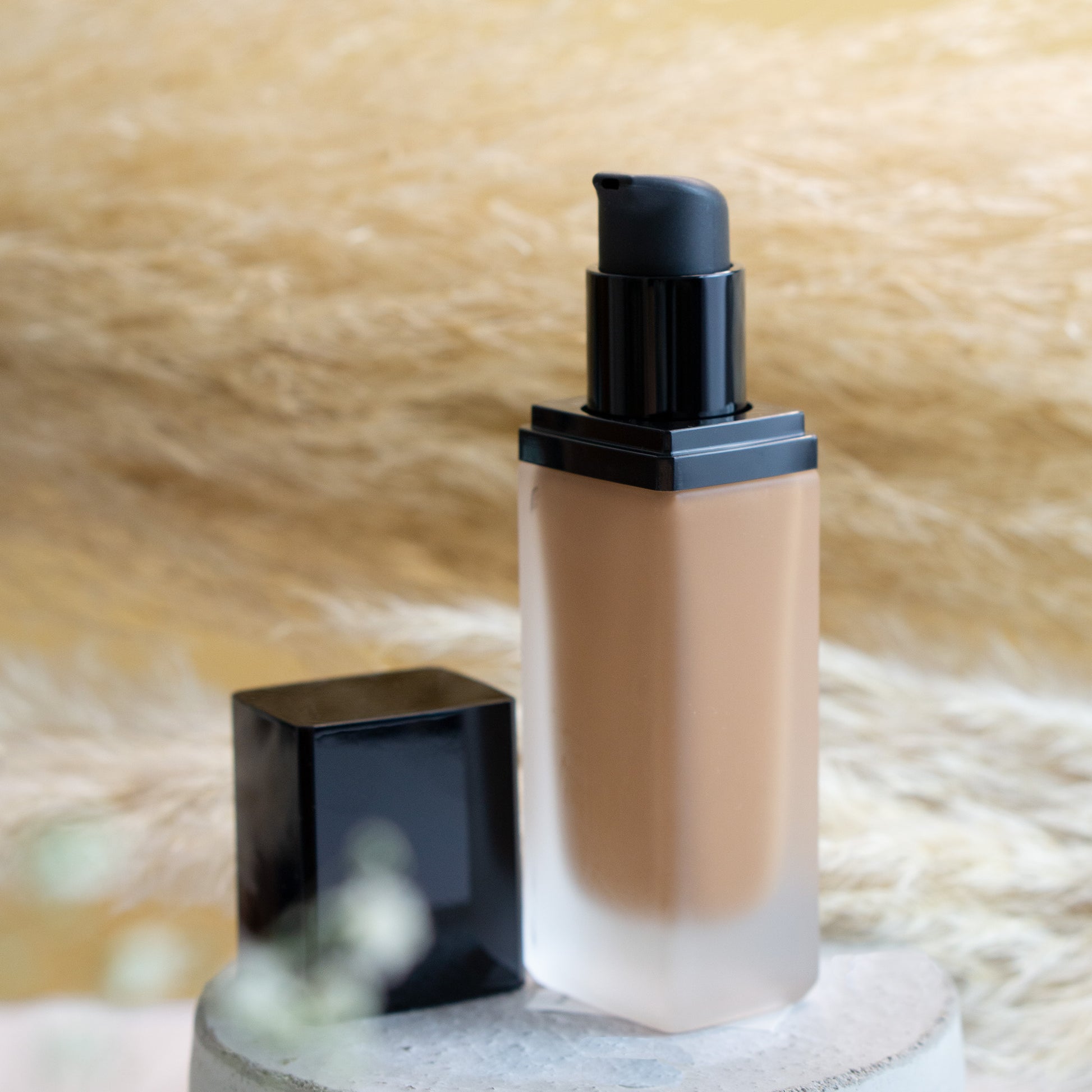 Peachy complexion with Cruisin Organics Peach Foundation and SPF. This foundation gives you a radiant, glowing look while also providing SPF 15 protection. Enjoy a natural finish with seamless blending and customize your coverage as needed. Plus, it's lightweight and suitable for all skin types.