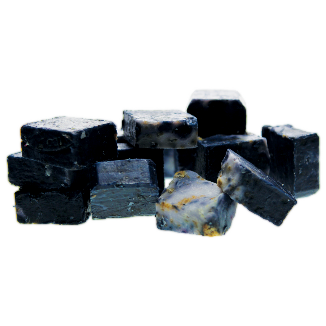 Crafted with expertise and precision, this carefully crafted Indigo Blue Shaving Soap is made with a unique African Black Soap formula and Indigo scent. Handmade with care, this vegan-friendly soap is also Palm Free. Experience a truly elevated shaving experience with our premium Indigo Blue soap.