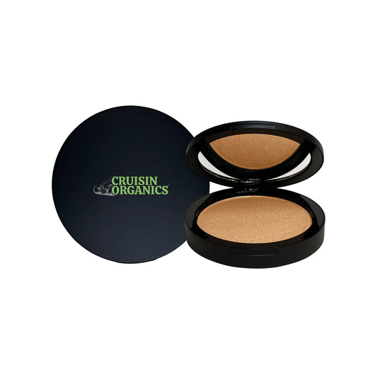 Achieve a luminous and radiant look with Cruisin Organics Luminizing Powder. This multidimensional powder is perfect for all skin types, leaving your skin feeling silky and dewy. For a diffused, shimmery finish, simply apply our vegan powder. For a more intense glow, use your fingertips to apply and watch as you shine.