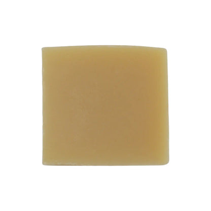 Experience the benefits of healthier skin with Cruisin Organics Basil Blast Soap. Using a blend of basil and neem, this powerful soap promotes skin clarity and collagen production while controlling oiliness. Enjoy a bouncy, glowing complexion thanks to its nourishing and brightening natural ingredients. Don&